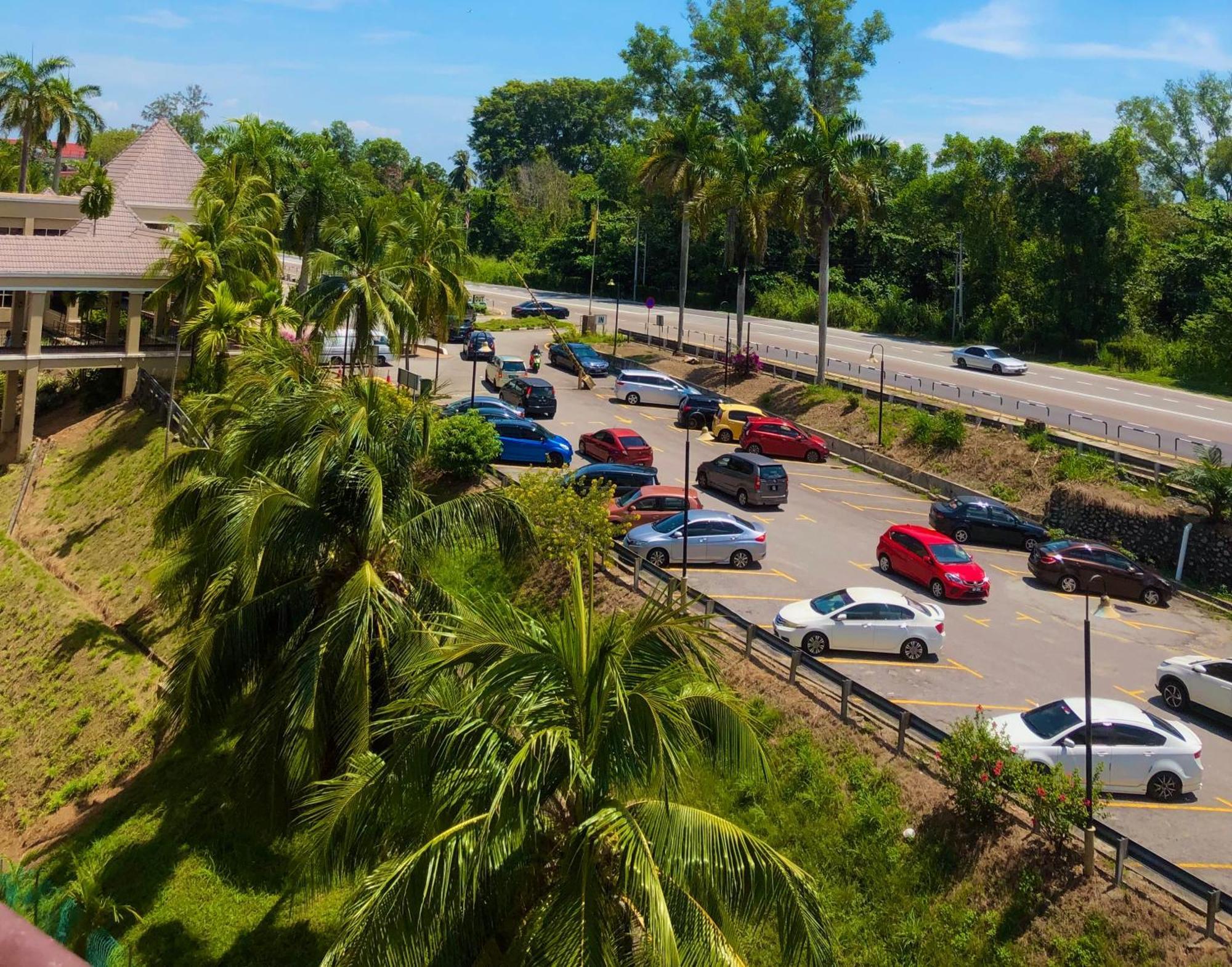 Pd Infront Seaview Apartment Port Dickson Exterior foto